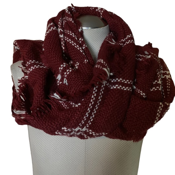 LULLA Collection by Bindya Women's Oversized Burgundy Scarf Perfect for Fall - Picture 4 of 9
